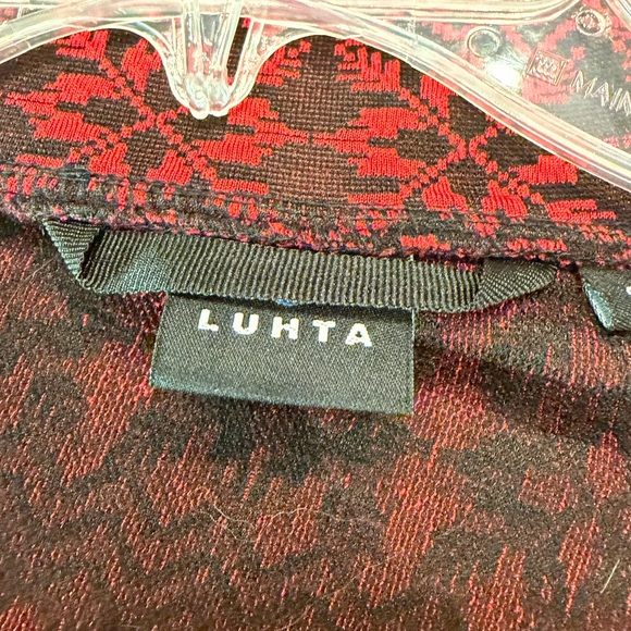 Luhta Women's Red Jacket/ base Top/ Ski Aspres top - Picture 12 of 17